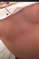 Young women show their tits and pussy on Periscope